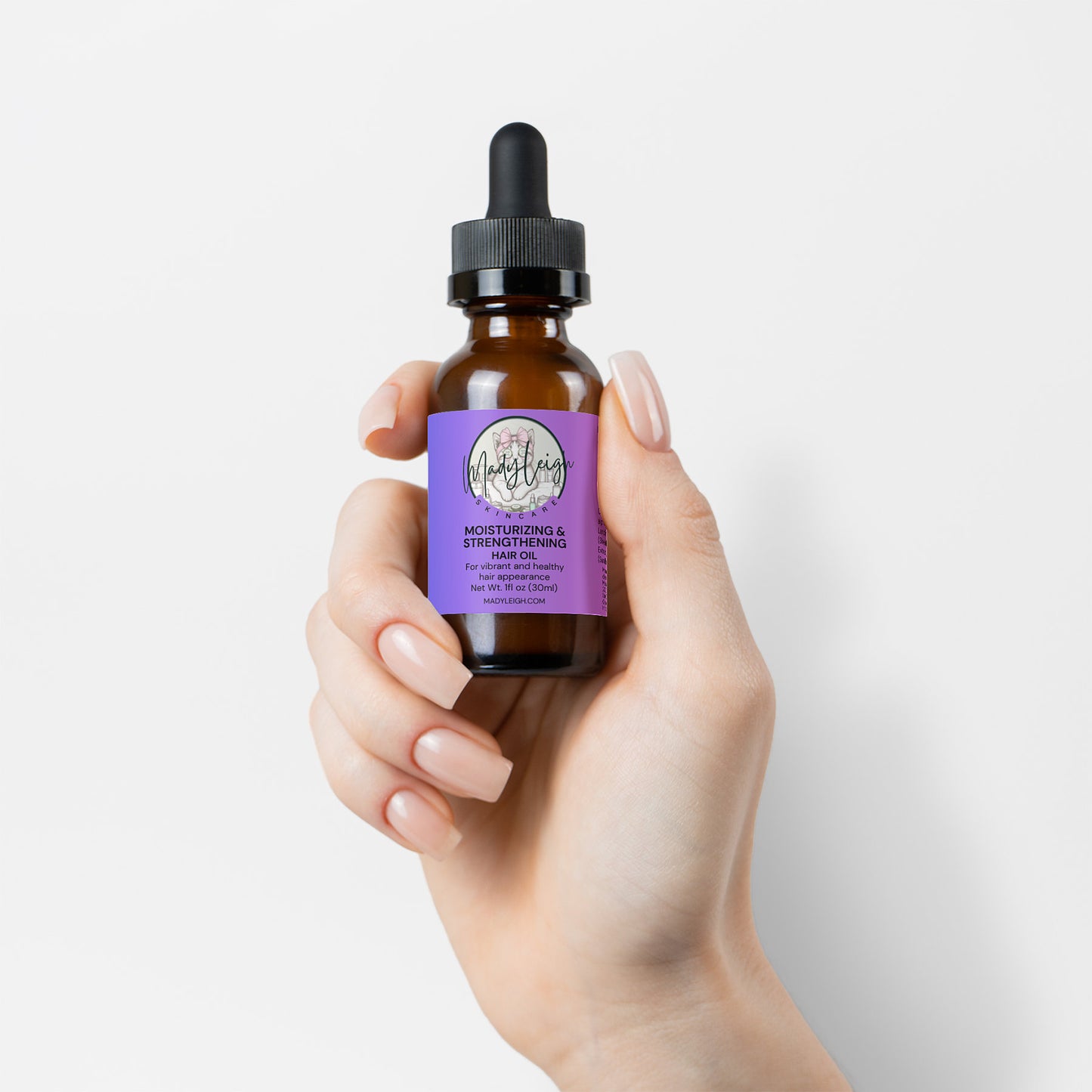 MadyLeigh Moisturizing and Strengthening Hair Oil