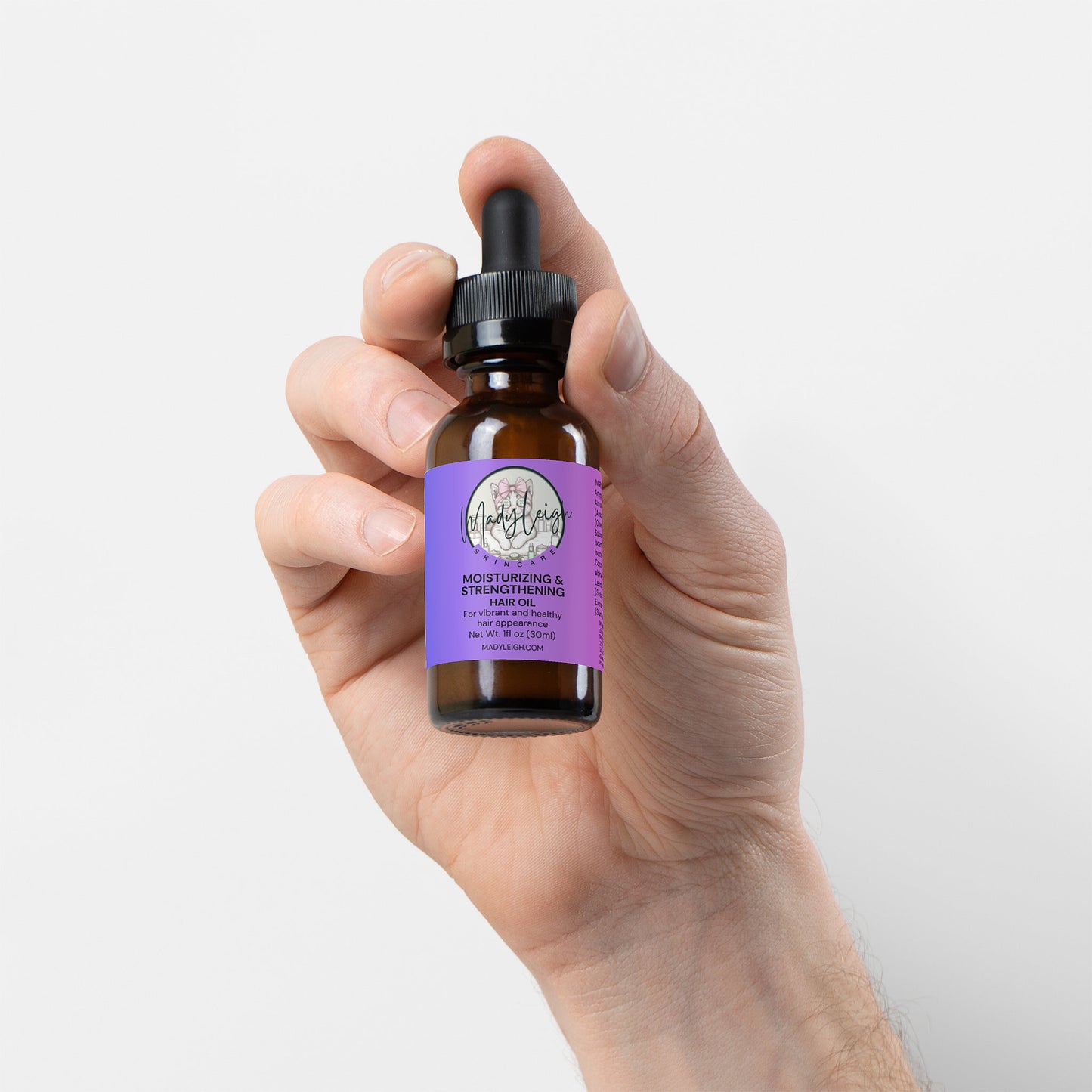 MadyLeigh Moisturizing and Strengthening Hair Oil